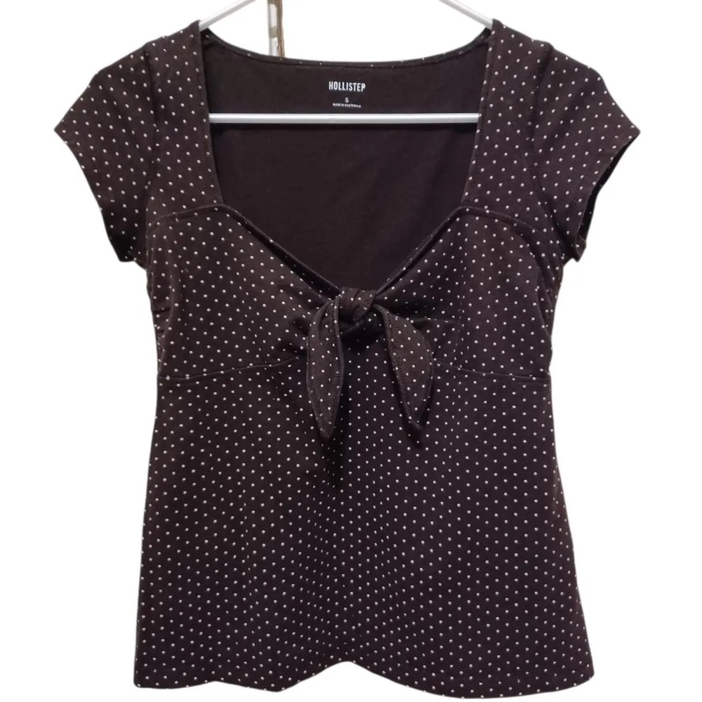 Hollister Co. Women's Brown and Pink polka dot baby doll top